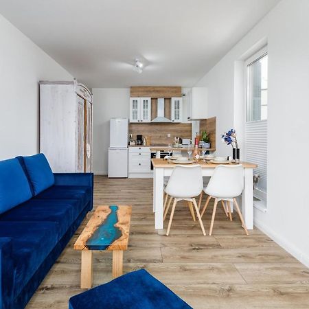 Green Square Apartment With Balcony Swinoujscie By Noclegi Renters المظهر الخارجي الصورة