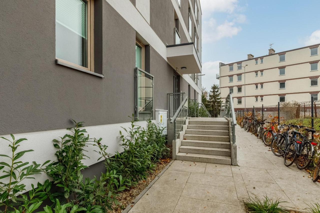 Green Square Apartment With Balcony Swinoujscie By Noclegi Renters المظهر الخارجي الصورة