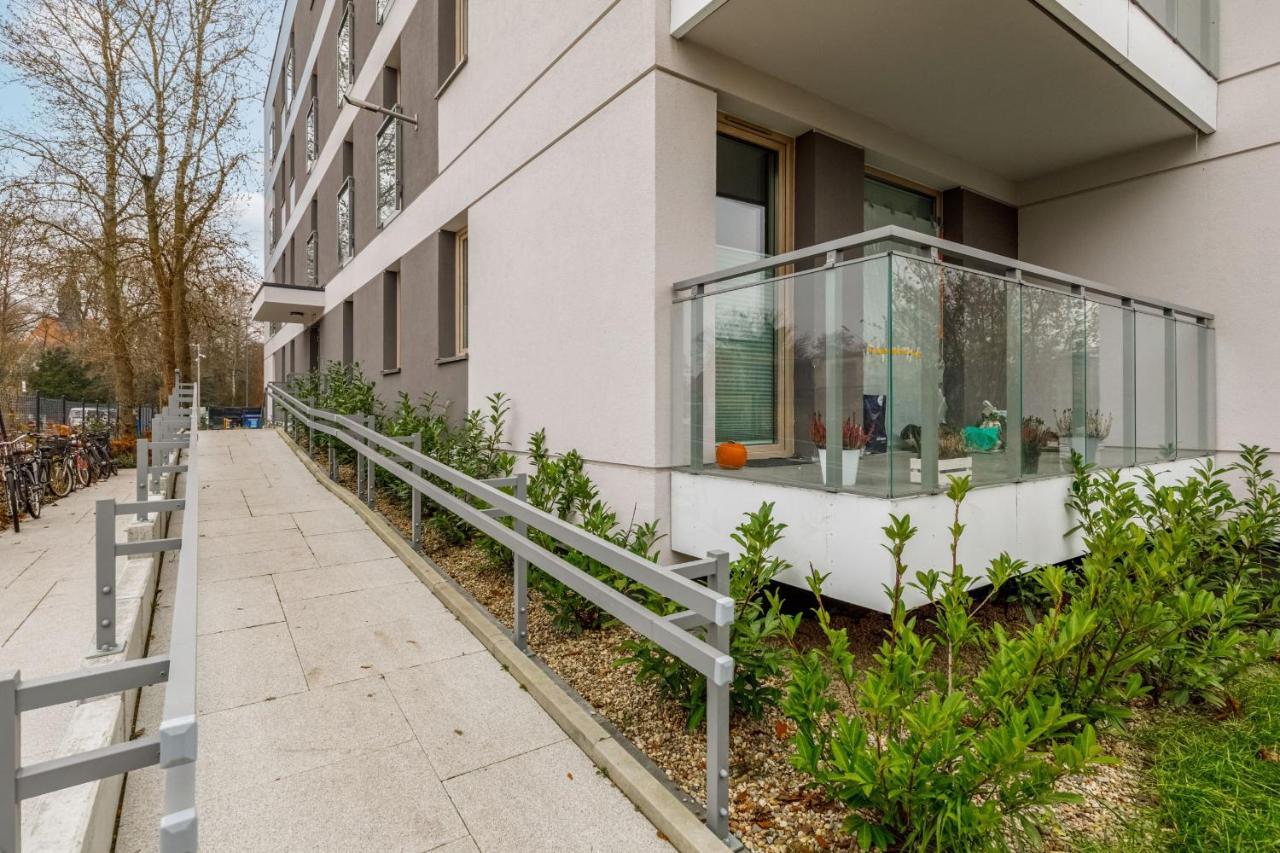 Green Square Apartment With Balcony Swinoujscie By Noclegi Renters المظهر الخارجي الصورة